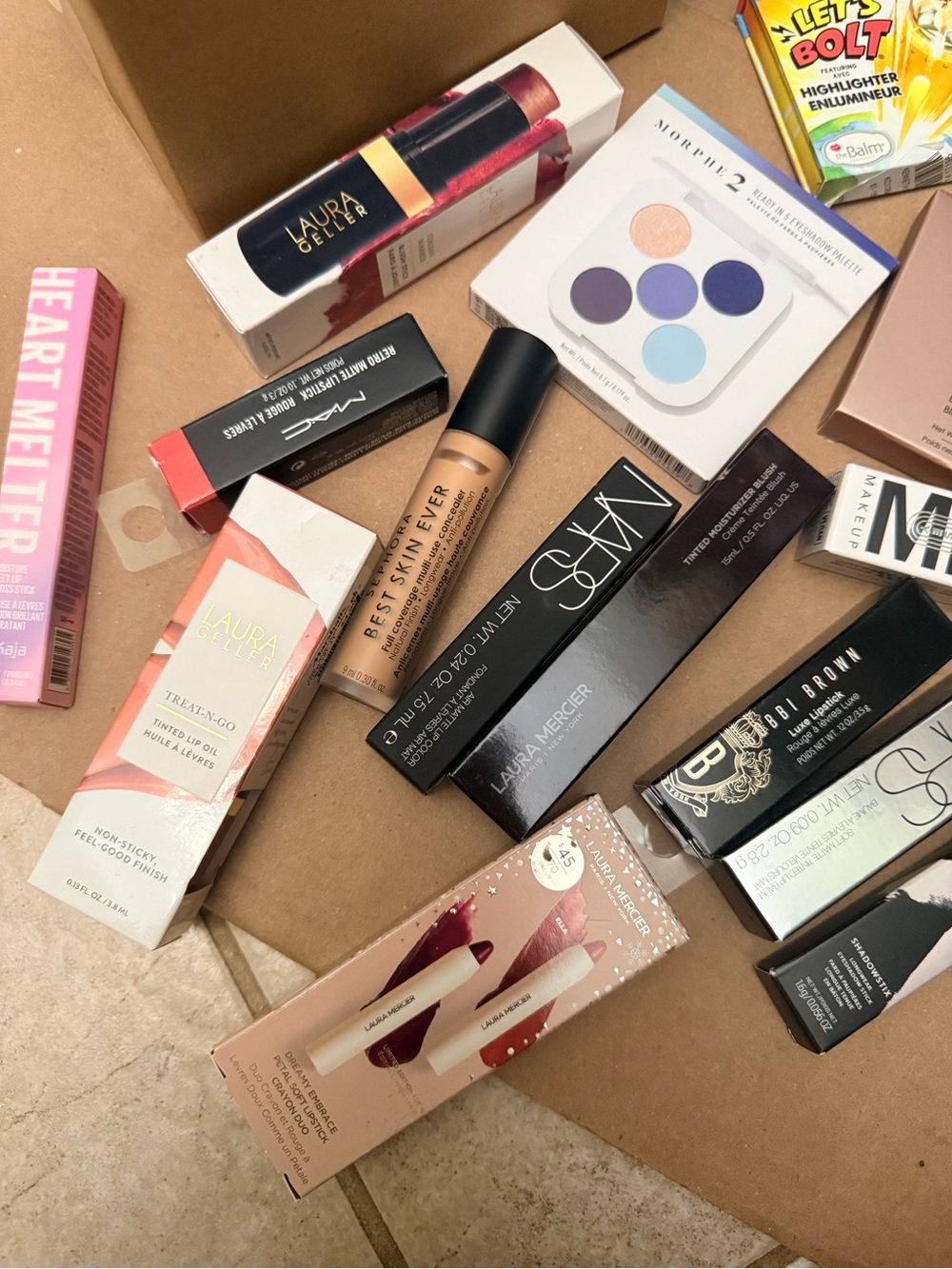 Mystery box Assorted Women’s Makeup Collection – NIB 8-10 items - Picture 3 of 6